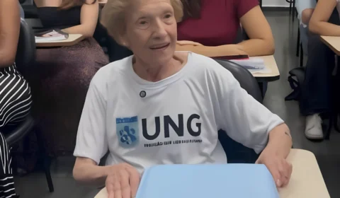 Aos 91 anos, dona Iolanda inicia curso de Nutrição