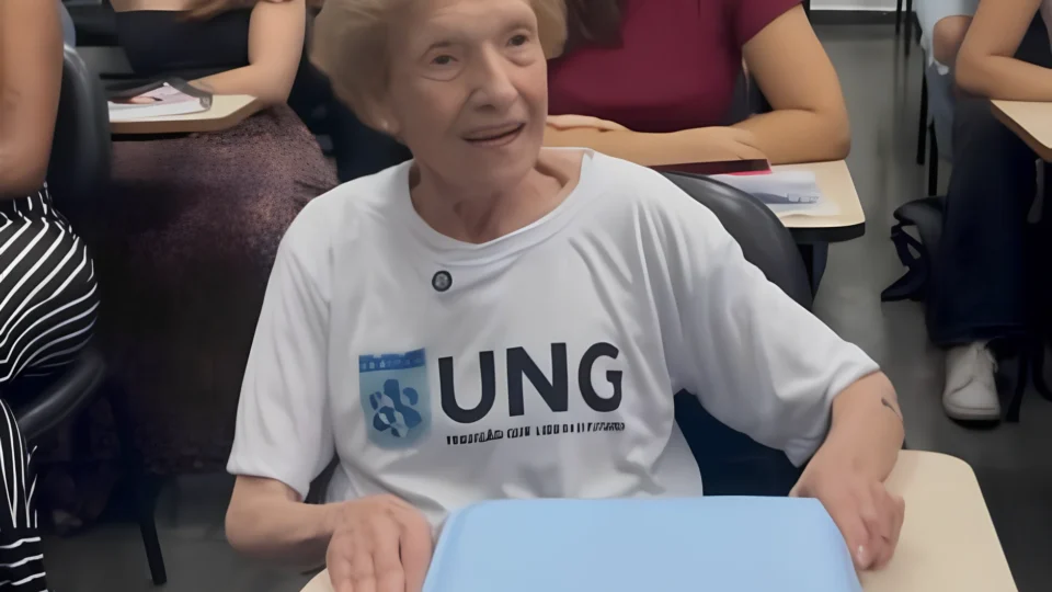 Aos 91 anos, dona Iolanda inicia curso de Nutrição