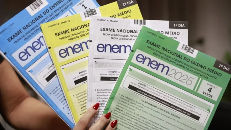Saiba como usar a nota do Enem para estudar no exterior