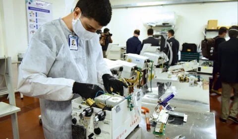 Indústria e energia lideram demanda por técnicos com salários acima de R$ 5 mil