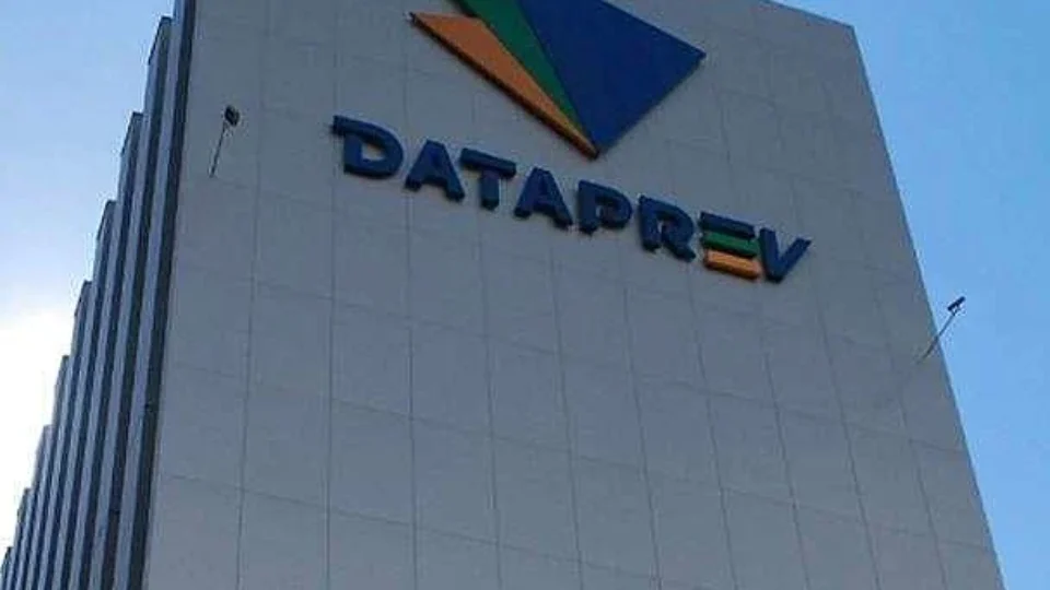 Dataprev abre concurso com 1.823 vagas e salários de até R$ 10,6 mil